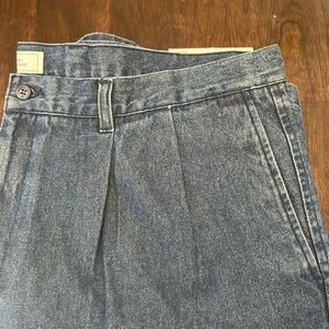 Dockers • Men’s Denim Jean Shorts • Waist 42